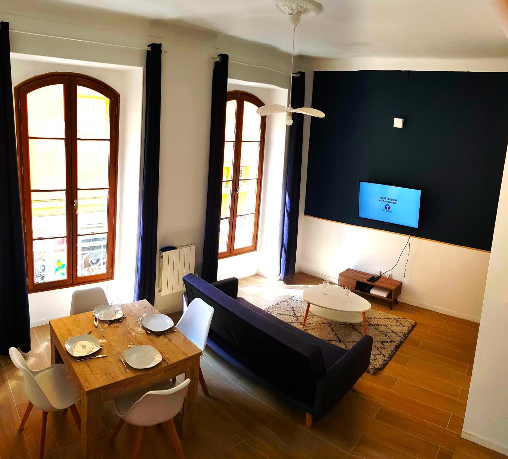 Big Flat - Le Cala - Hypercentre - 4 Chambres, 13 Personnes, Proche Gare Et Parking, Wifi, Air Conditioning L Groupe L Business L Famille Appartamento *